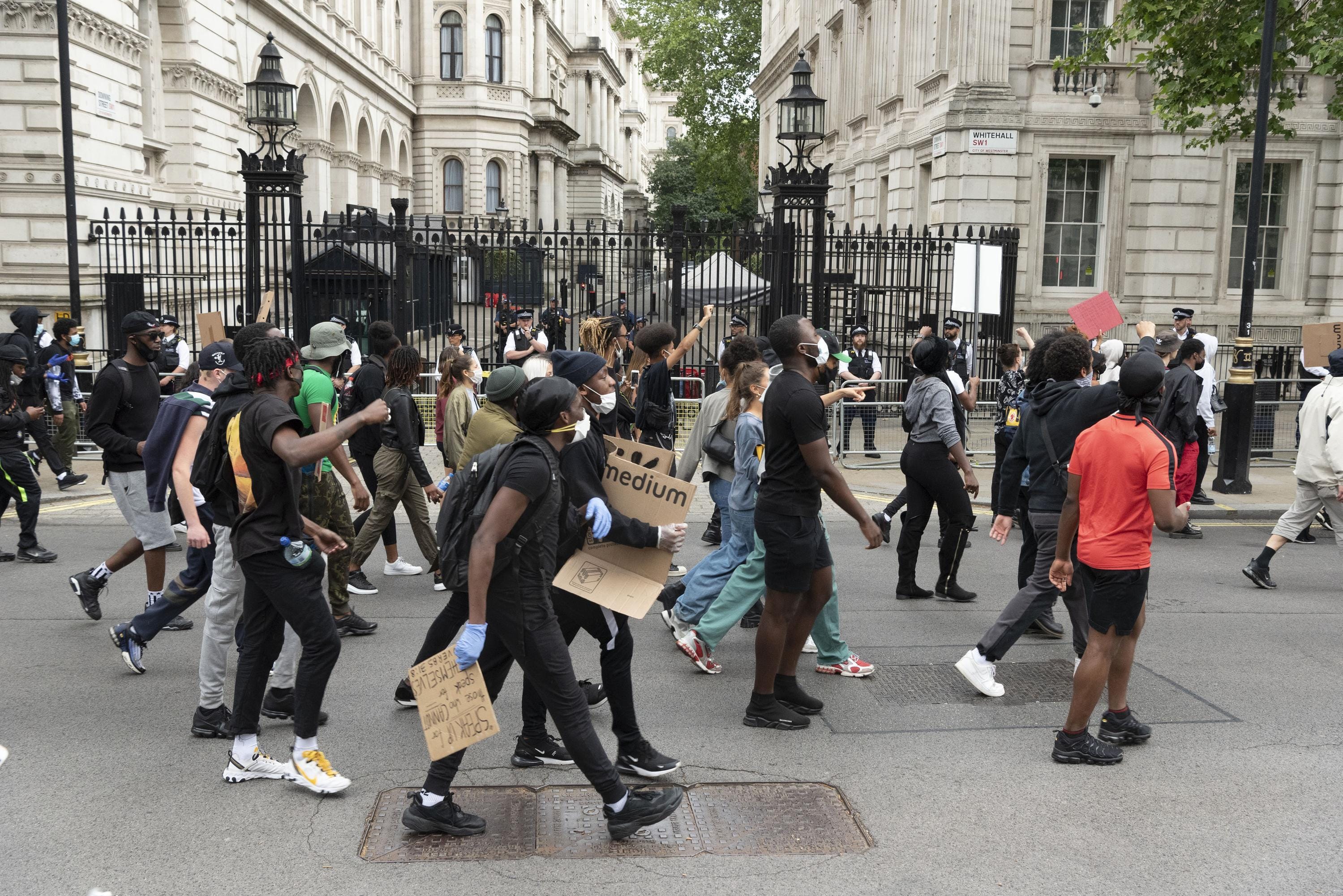 (040620) BRITAIN-LONDON-FLOYD'S DEATH-DEMONSTRATION