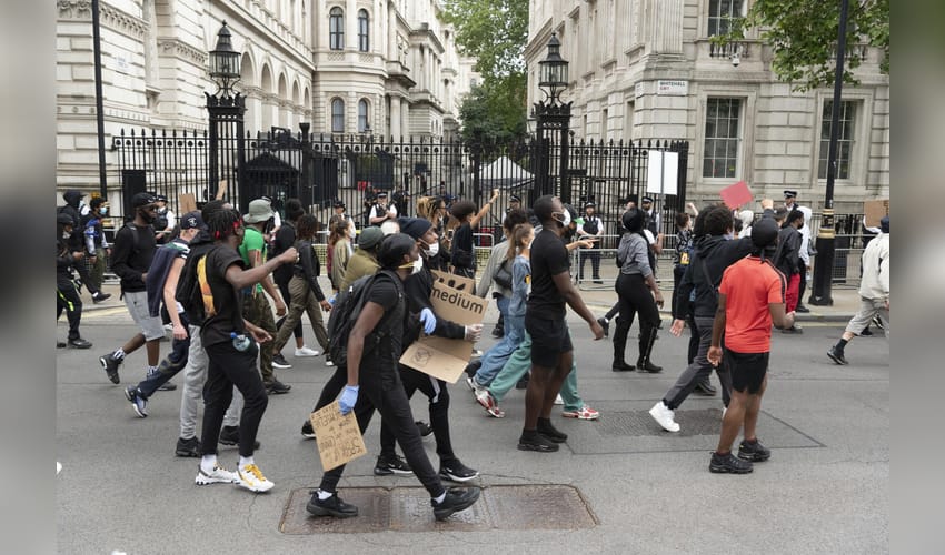 (040620) BRITAIN-LONDON-FLOYD'S DEATH-DEMONSTRATION