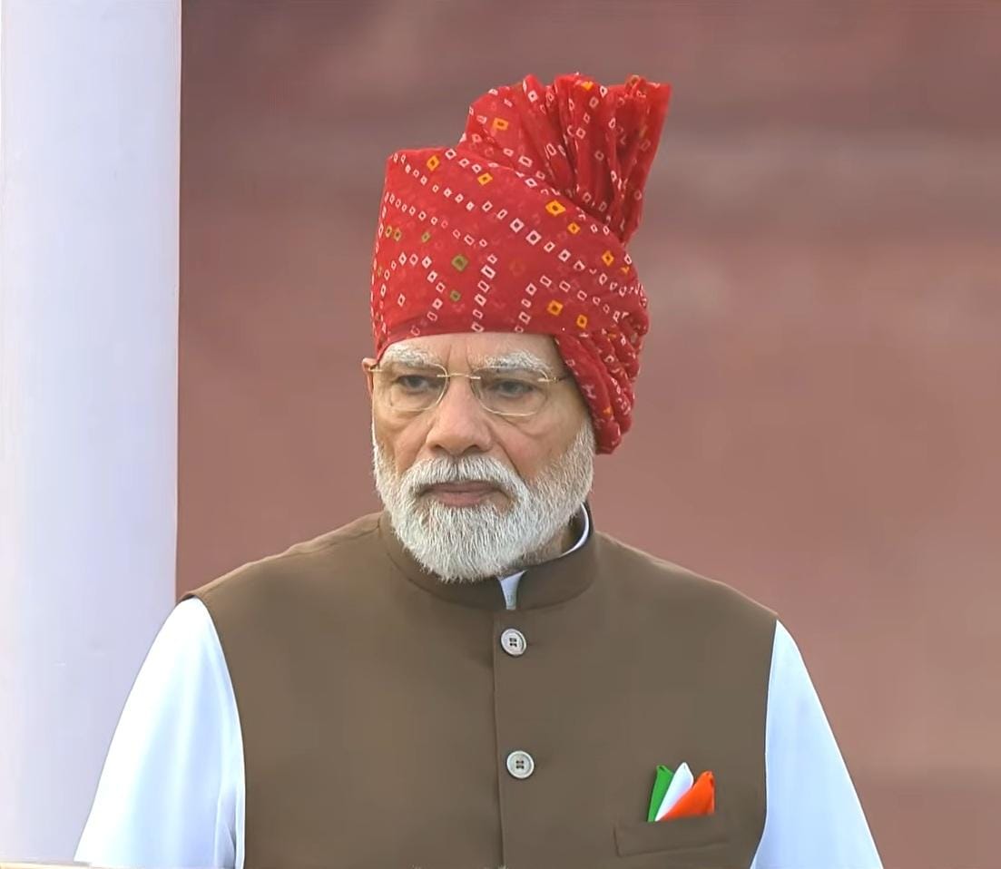 30 pc Railways electrification in 90 years, 70 pc in last 10 years: PM Modi