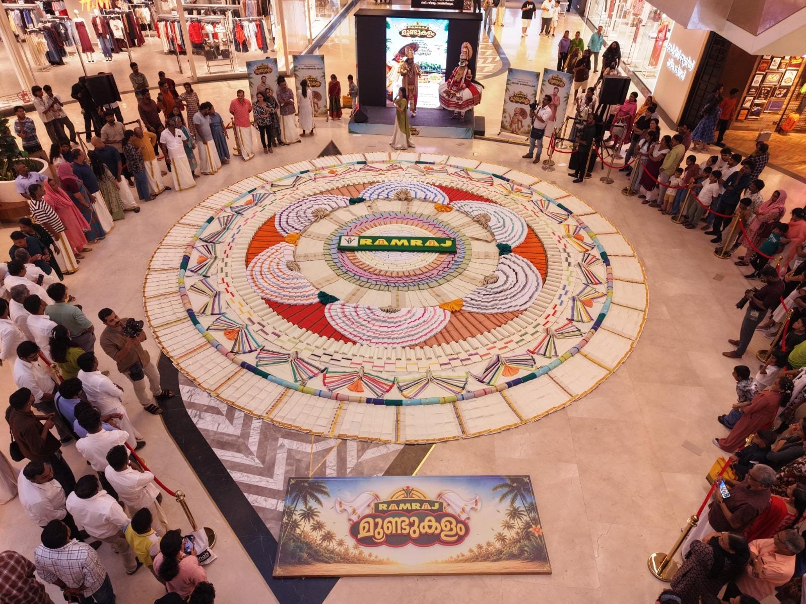3,000 dhotis bloom into an Onam Pookkalam in Kochi