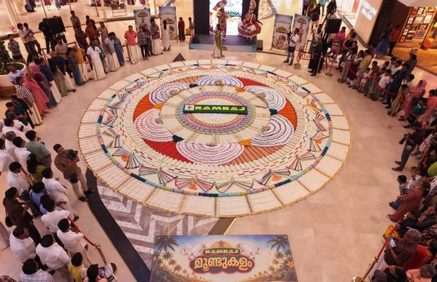 3,000 dhotis bloom into an Onam Pookkalam in Kochi