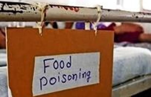 31 students hospitalised after lizard falls into food served at Maha school