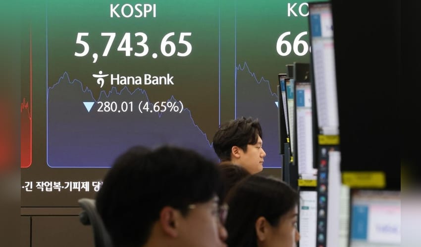 7 in 10 S. Korean stocks fall in July as market posts steepest decline since 2008
