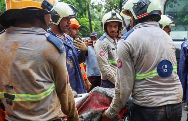 7 killed as landslide strikes residential building in Mumbai, CM Fadnavis expresses grief