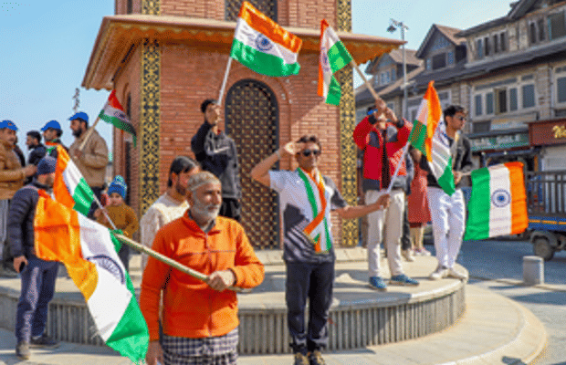 A tale of two anniversaries: The fifth of August on both sides of the line
