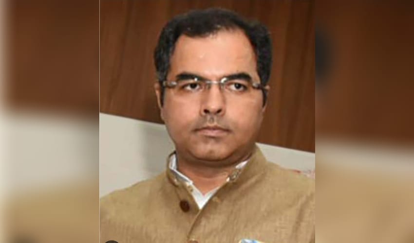 AAP lying, no lapses in distribution of 1.3 lakh cycles to school girls: Delhi Minister