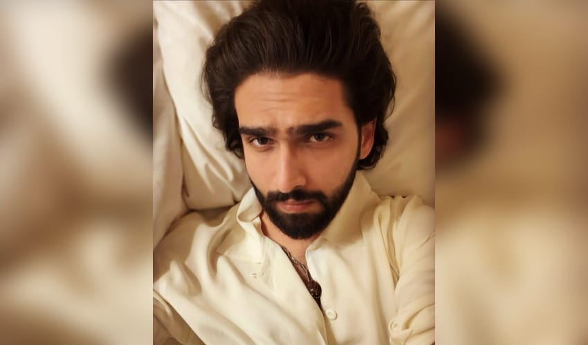Amaal Mallik says ‘Yeh Awarapan’ is a tribute to ‘Toh Phir Aao’ and ‘Tera Mera Rishta’