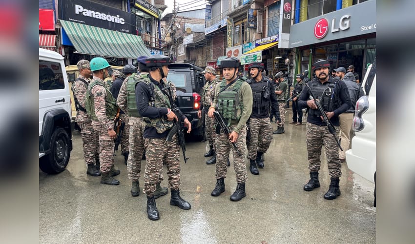Anantnag: Security Beefed Up After Firing on Police Personnel