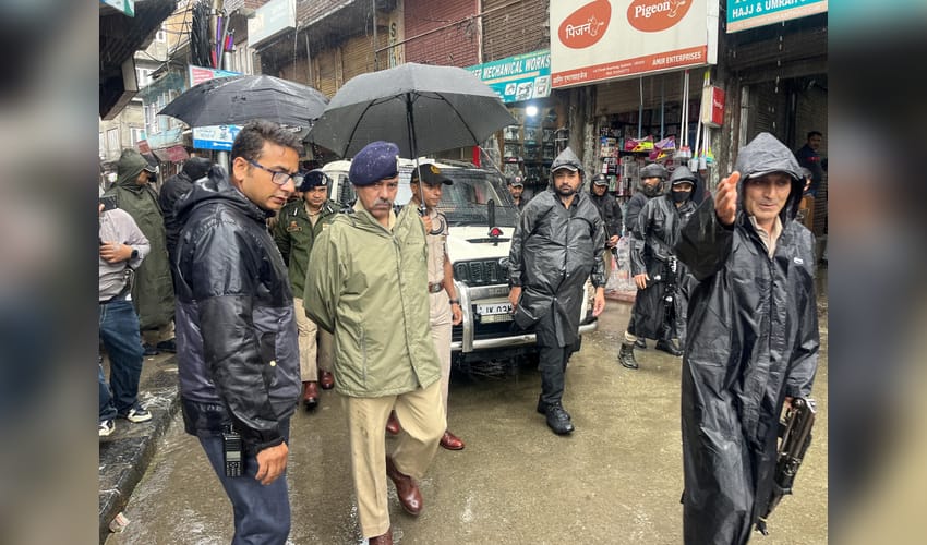 Anantnag: Security Beefed Up After Firing on Police Personnel