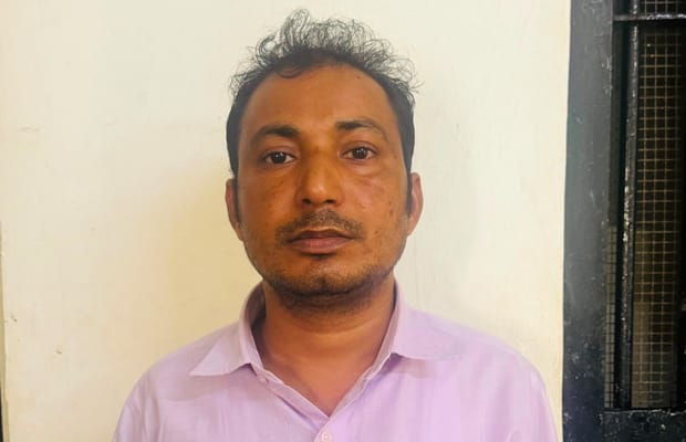 Another fake doctor arrested in Gujarat; 31 medicine brands seized