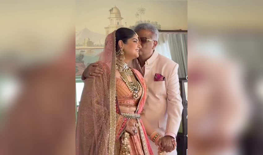 Anshula Kapoor shares emotional father-daughter moments with Boney Kapoor from her wedding ‘bidaai’