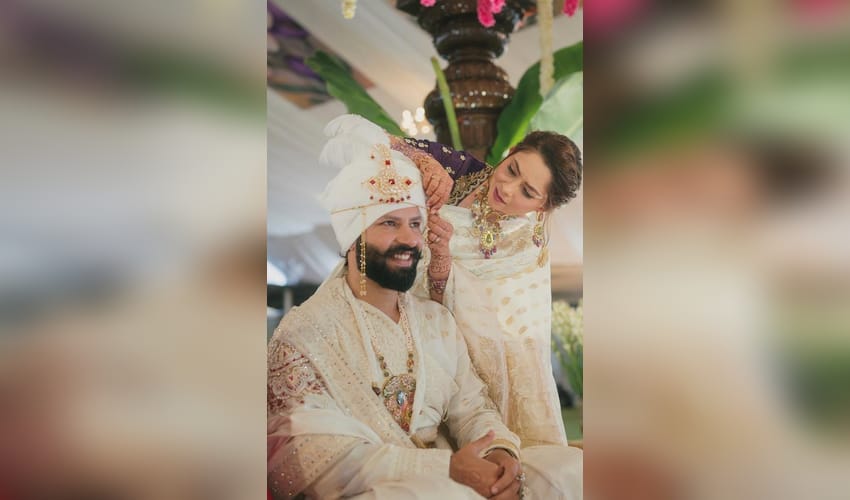 'Apsara Aali' fame Sonalee Kulkarni fulfils groomsmaid duties, welcomes Punjabi SIL to her Marathi family