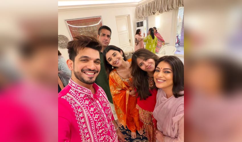 Arjun Bijlani thanks Ekta Kapoor for Guruji's satsang: Some moments don't need words, they're meant to be felt