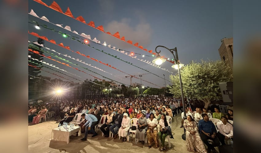 Around 1000 people gather at church in Israel to celebrate Independence Day