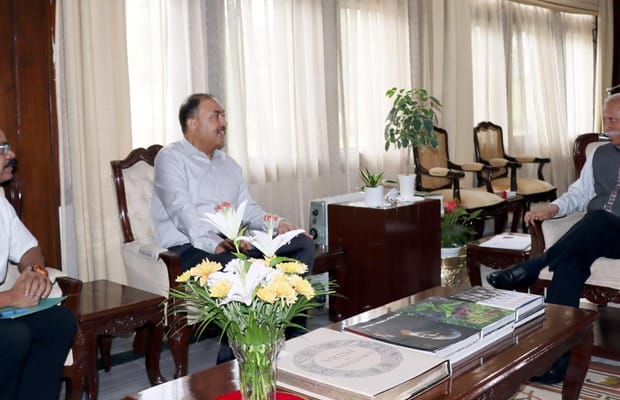 Arunachal Guv orders faster border fencing to curb crime (Photo: IANS)