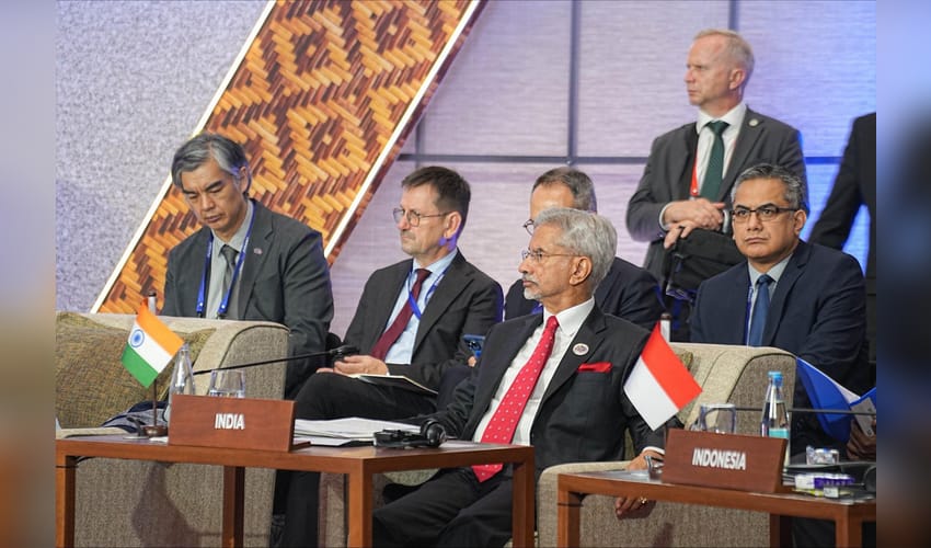 Attack on merchant ships unacceptable, international waters must be safe: EAM Jaishankar at ASEAN forum