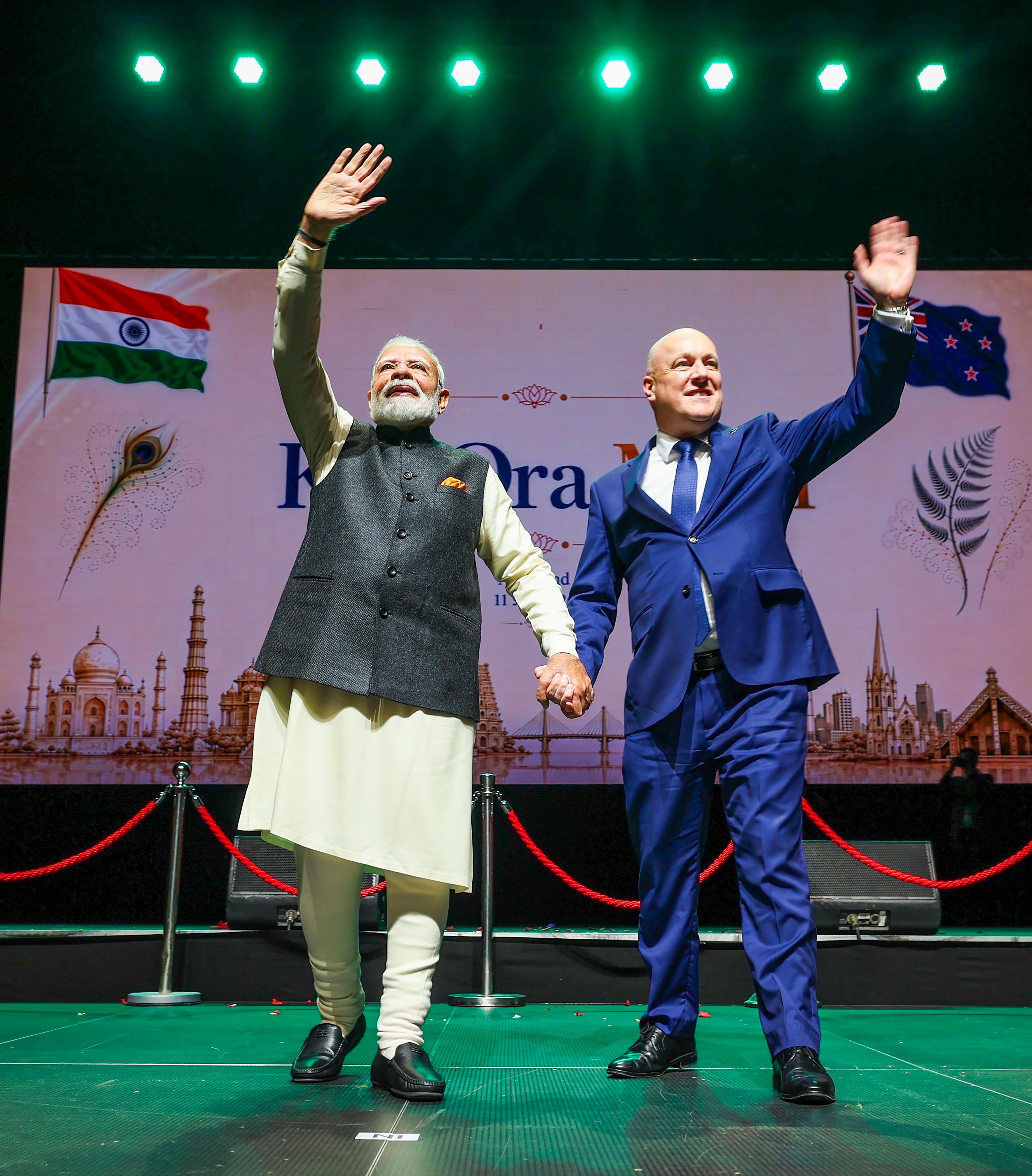 Auckland: PM Modi attends Indian community event