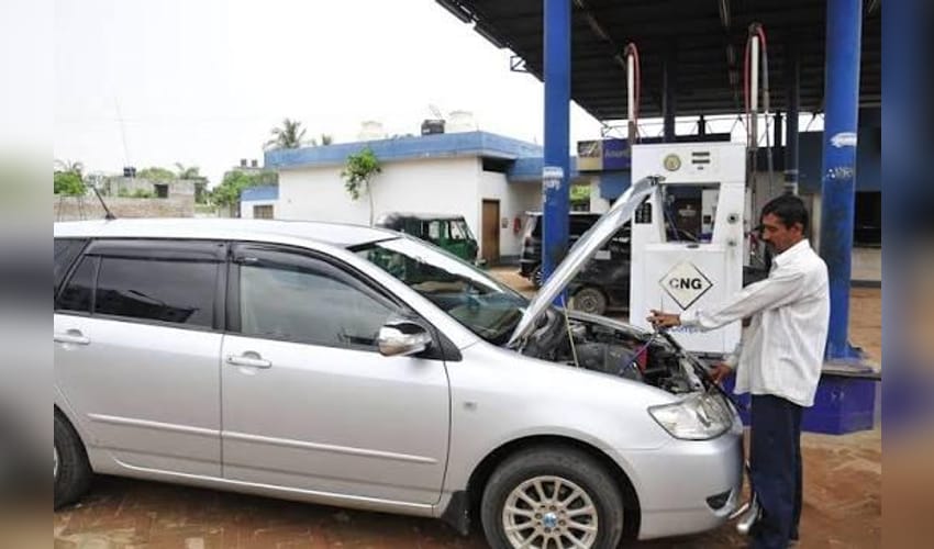 B'desh gas crisis deepens financial hardships for CNG filling stations; puts jobs at risk