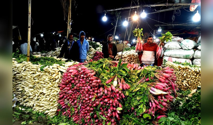 BANGLADESH-DHAKA-KARWAN BAZAR