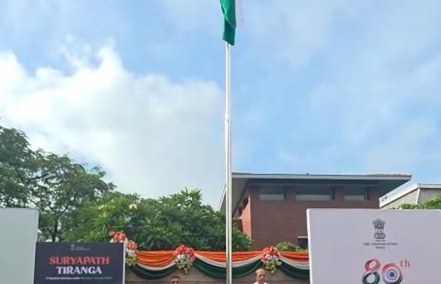 Bangladesh extends I-Day wishes to India, pays homage to freedom fighters