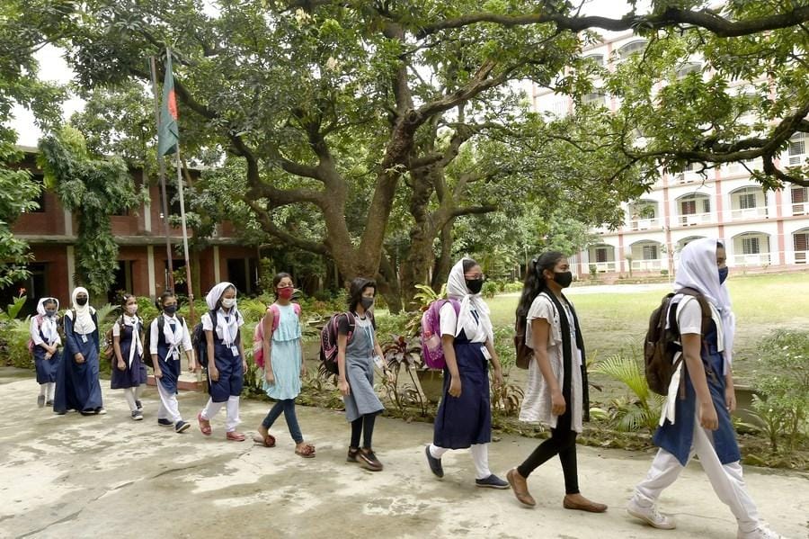 Bangladesh,schools, colleges, reopen,COVID-19, Dhaka,protocols,teacher,Student,Staff,classrooms,