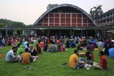 Bangladesh’s educated youth face rising unemployment, shrinking career prospects: Report