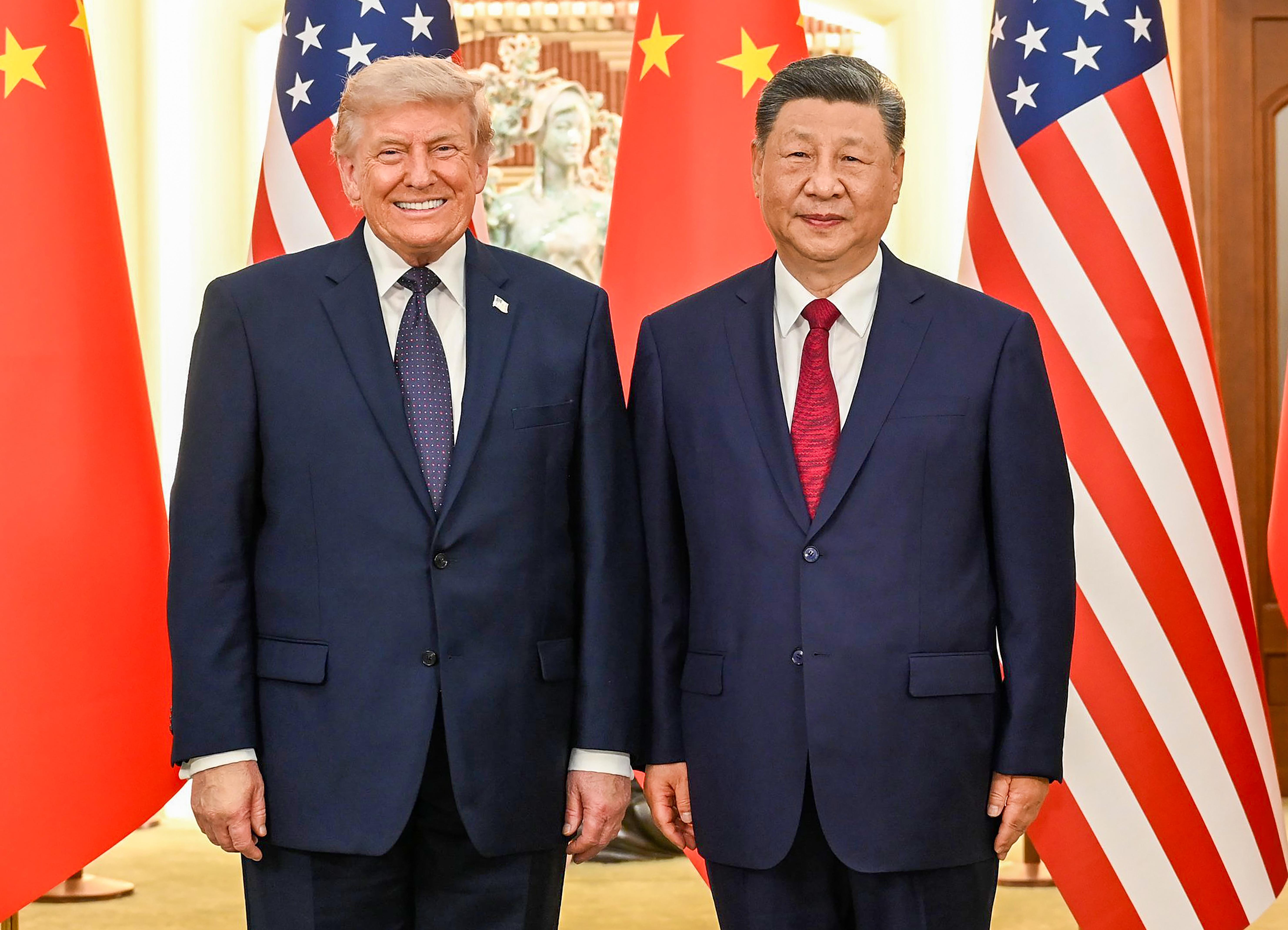 Beijing: Xi Jinping hosts banquet for Donald Trump