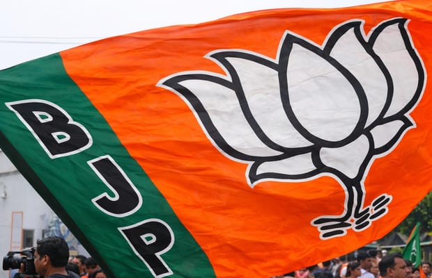 Bengal BJP to circulate book on first 100 days of new govt (Photo: IANS)