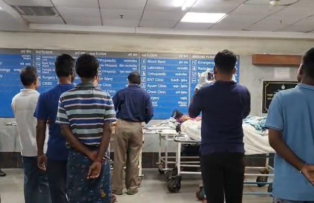 Bengal hotel fire: Death toll rises to 7, owner arrested (Lead)