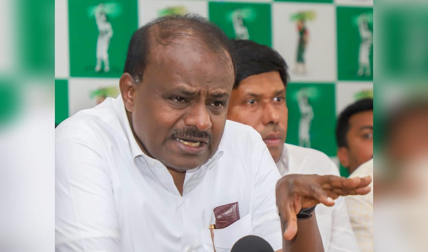 Bengaluru: HD Kumaraswamy addresses press conference