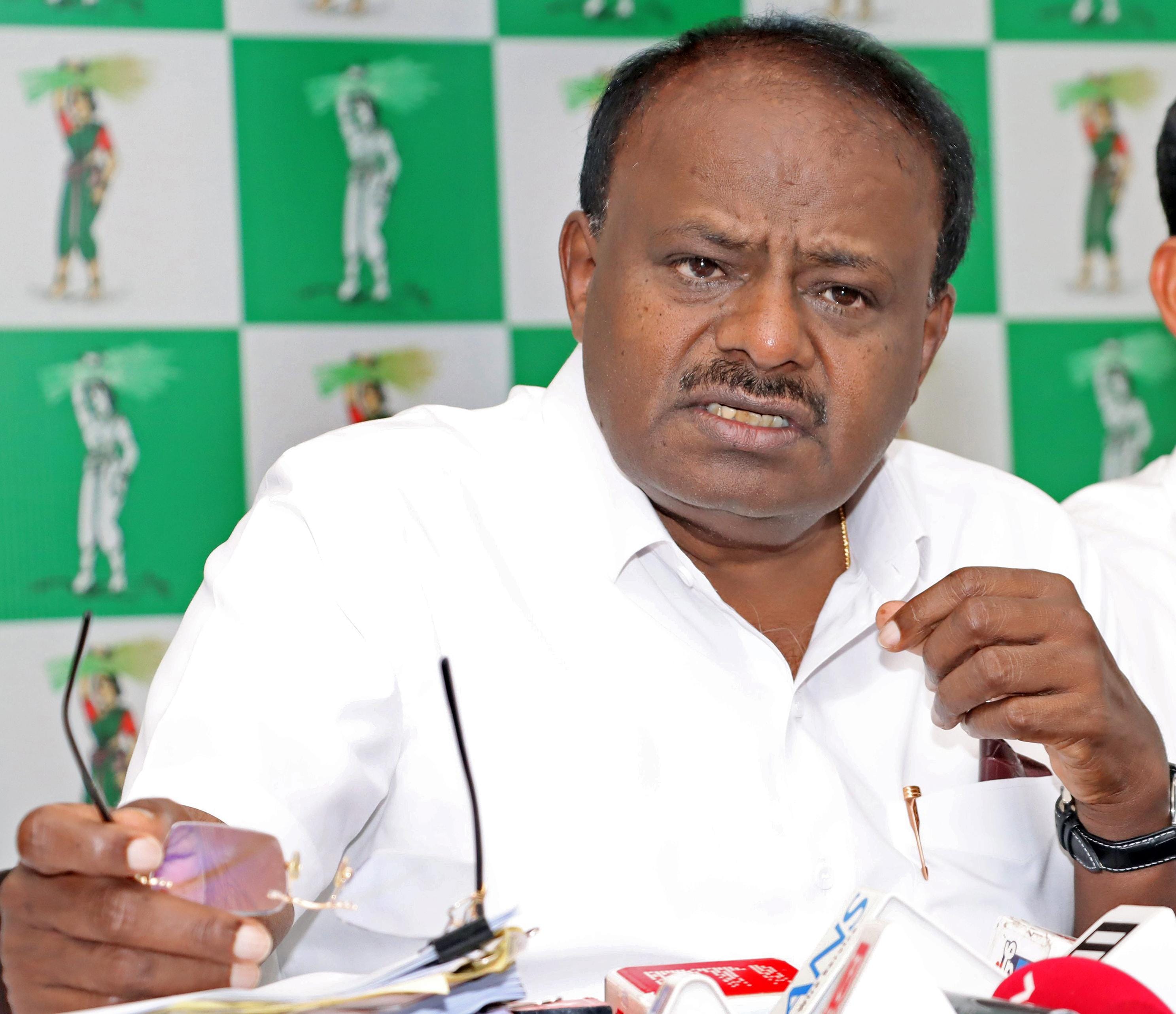 Bengaluru: HD Kumaraswamy Addresses Press Conference 