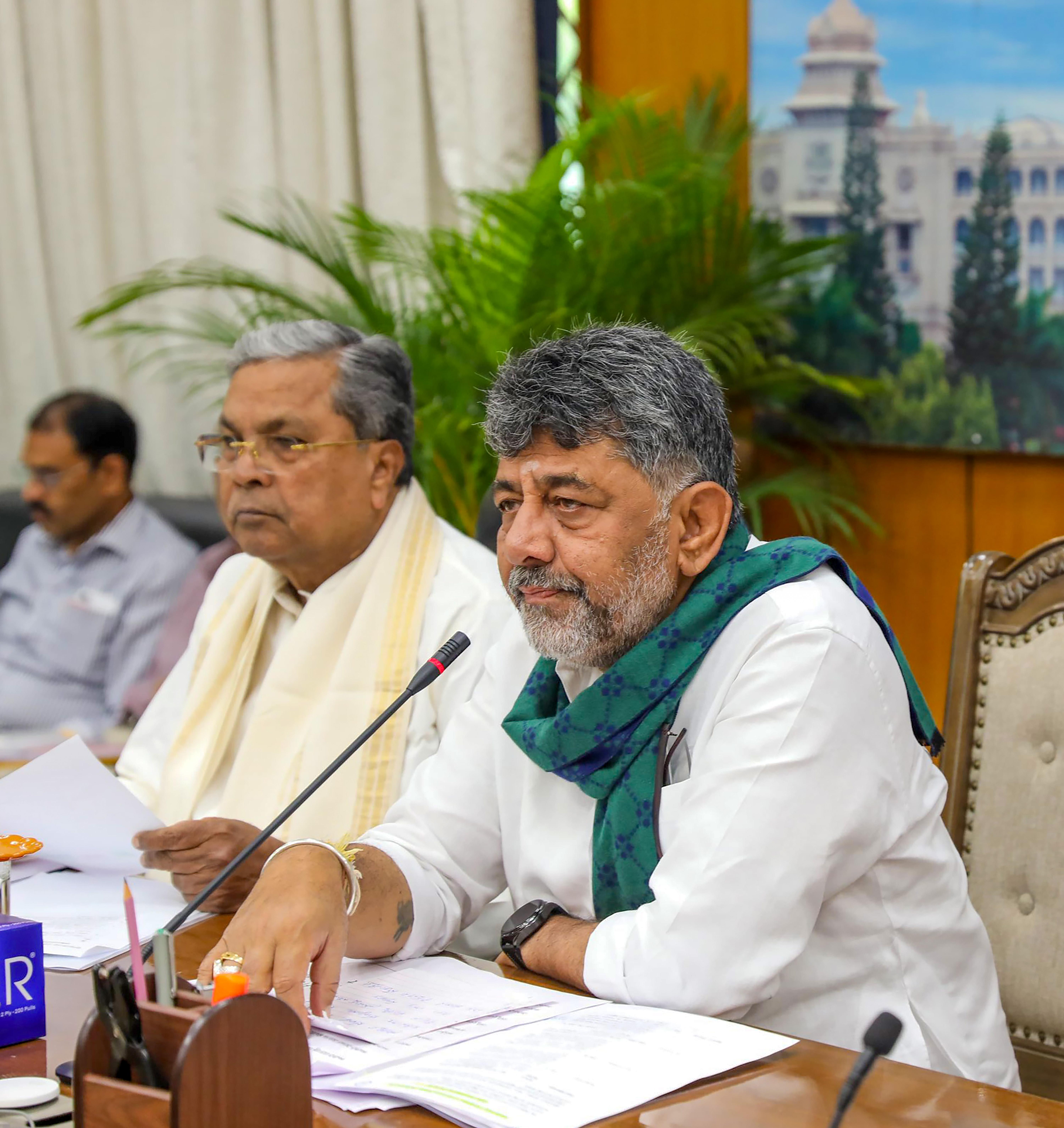 Bengaluru: Karnataka CM chairs all-party meeting on Cauvery water issue
