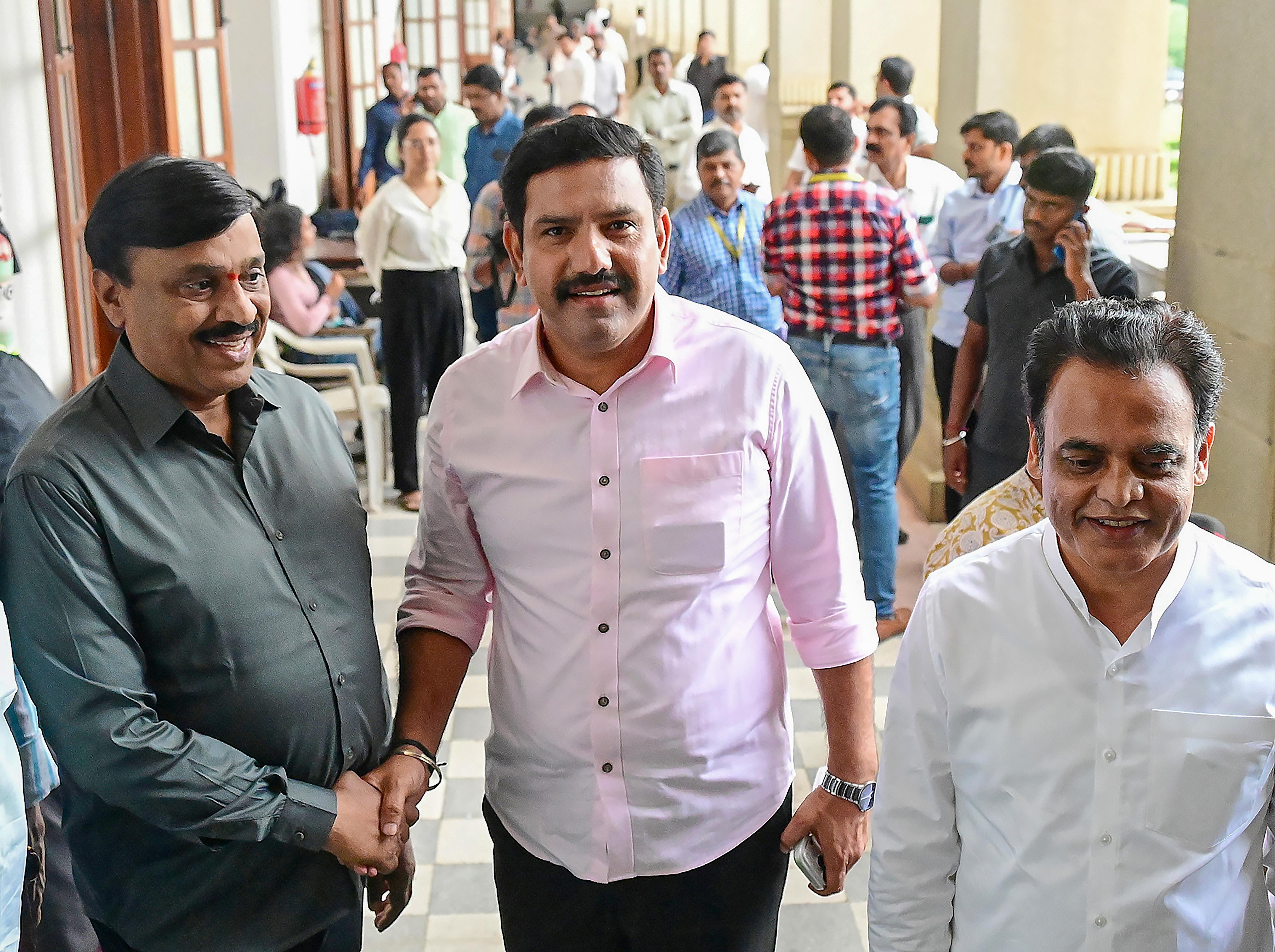 Bengaluru: MLAs cast votes in Karnataka Legislative Council polls