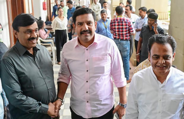 Bengaluru: MLAs cast votes in Karnataka Legislative Council polls