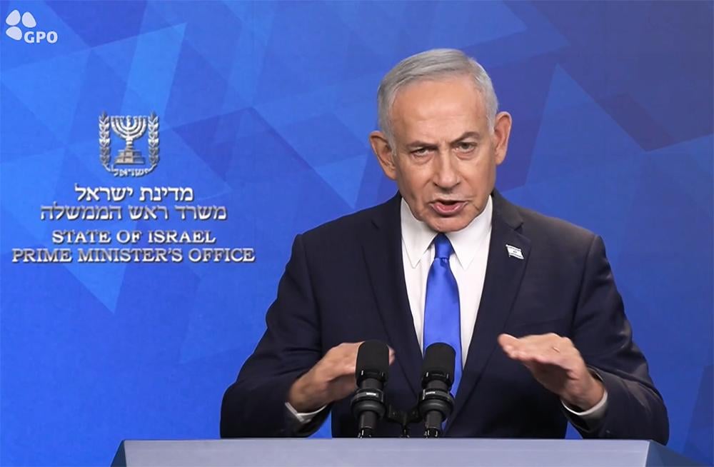 Benjamin Netanyahu addresses the media in Jerusalem