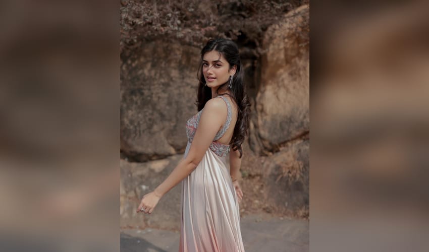 Bhagyashri Borse breaks down at 'Lenin' success meet; thanks fans for their constant motivation! (Photo: Bhagyashrii Borse/Instagram)