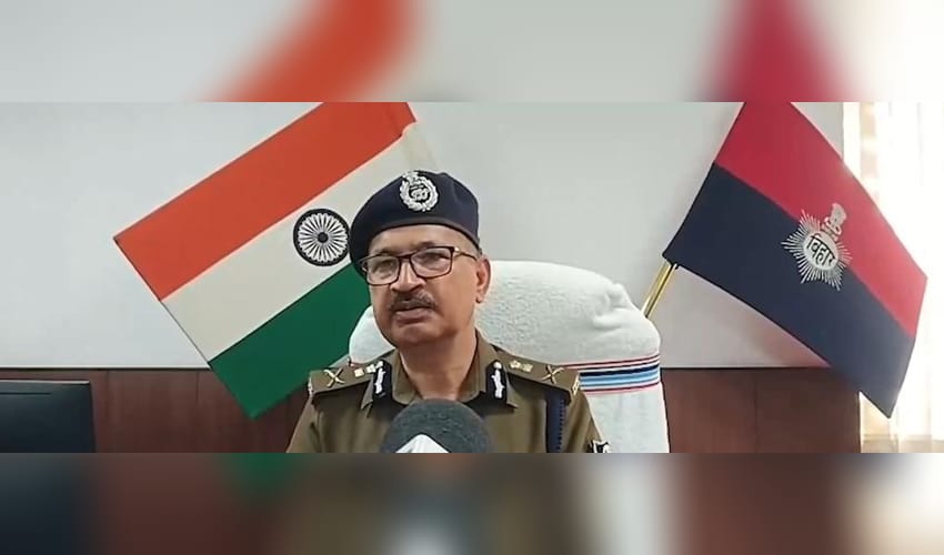 Bihar CS and DGP review cybercrime preparedness; officials directed to intensify awareness and crackdown on fraud