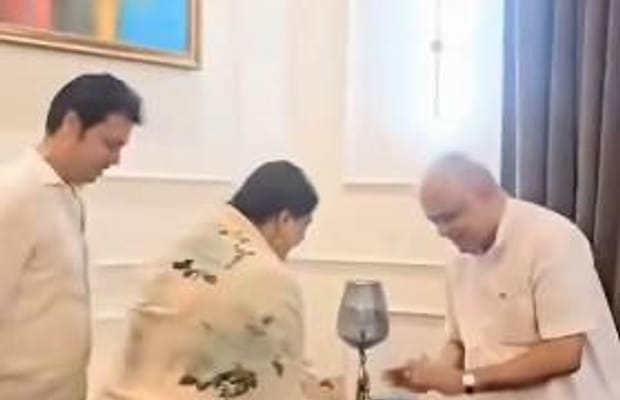 Biplab Deb meets BJP leader B.L. Santhosh in Delhi, seeks blessings for newly married life
