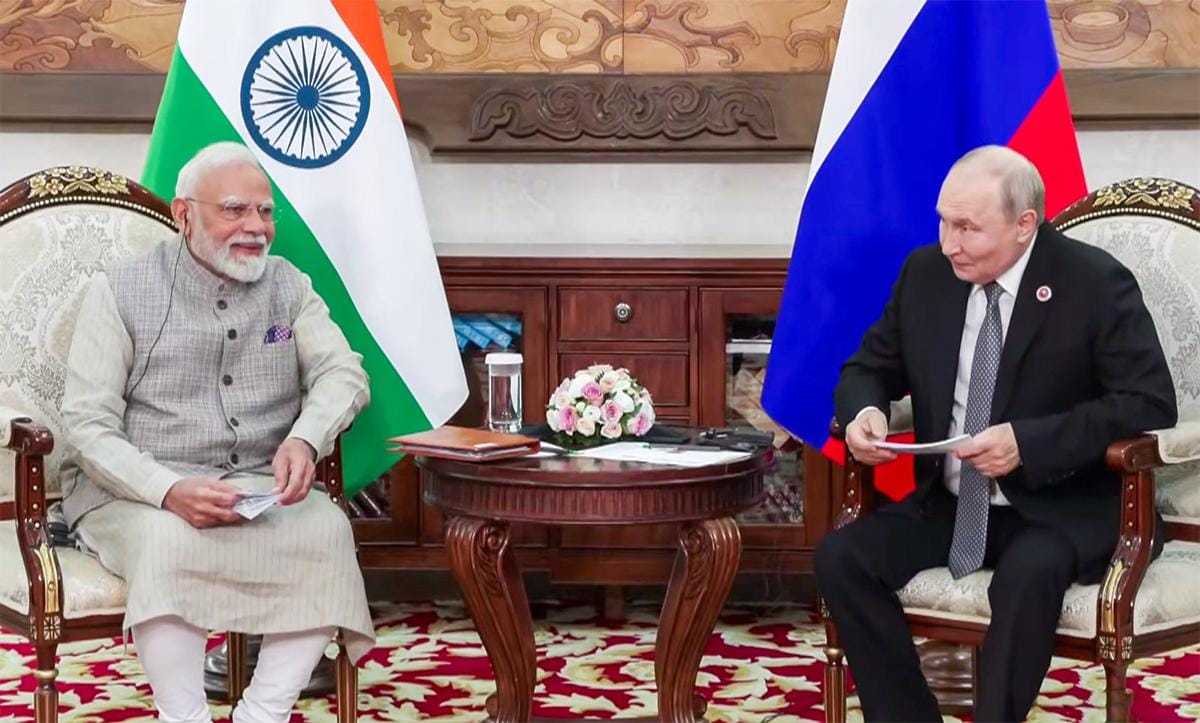 Bishkek: PM Modi Meets Russian President Vladimir Putin
