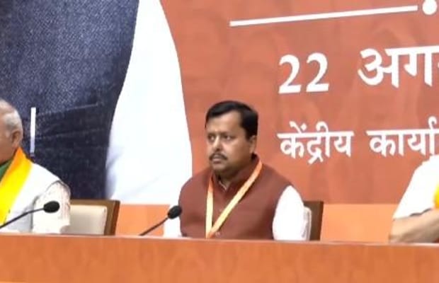 BJP chief Nitin Nabin holds first meeting with new team at party headquarters in New Delhi
