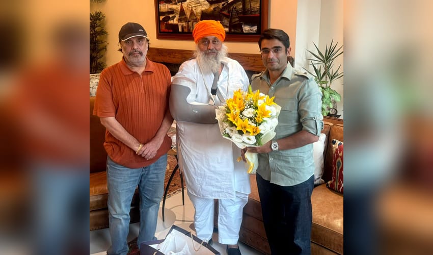 BJP leaders visit injured Sukhbir Badal, wish speedy recovery