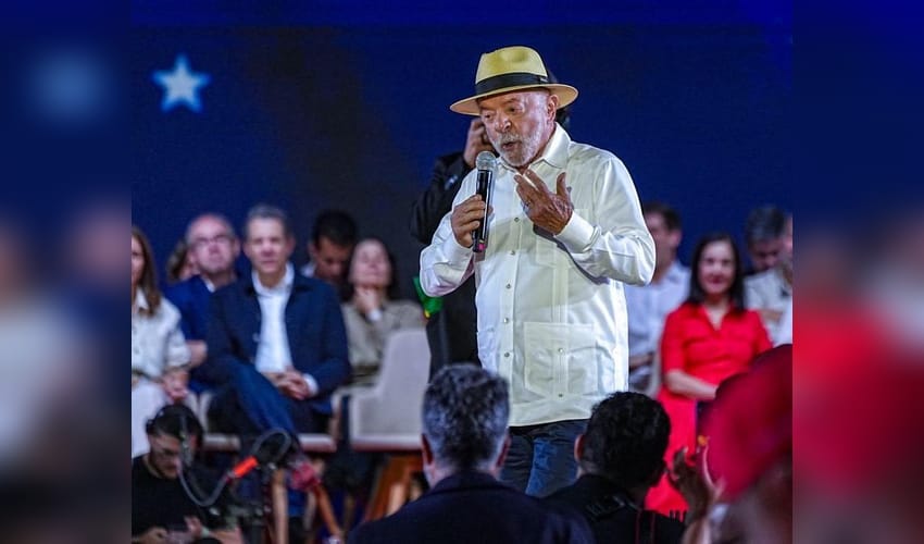 Brazil's Workers' Party officially nominates Lula for fourth-term bid