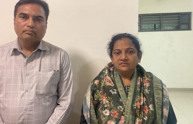 Bribe sought to prevent demolition of unauthorised construction in Gujarat; two held with Rs 3.15 lakh