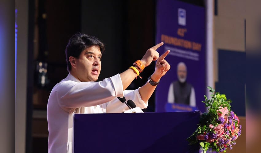 C-DOT must take 'Made in India' telecom technologies to world: Scindia