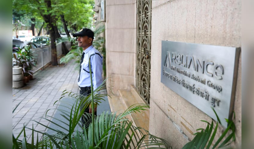 CBI files Rs 1,816 crore EPFO investment fraud case against Reliance Capital; company responds (Lead)