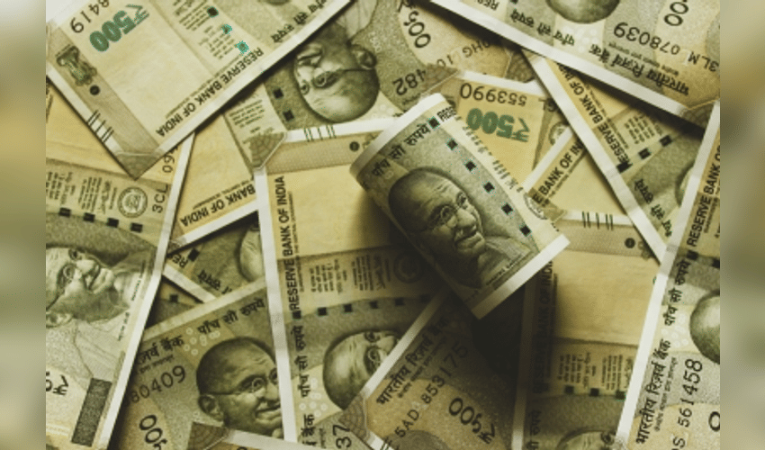 Centre's net receipts in Q1 scale Rs 10.49 lakh crore, at 28.7 percent of full year target