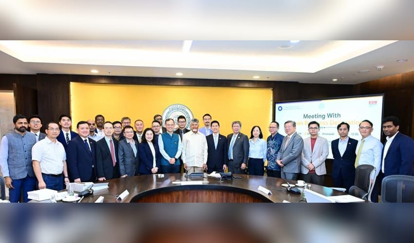 Chandrababu Naidu assures policy stability, speedy clearances to investors