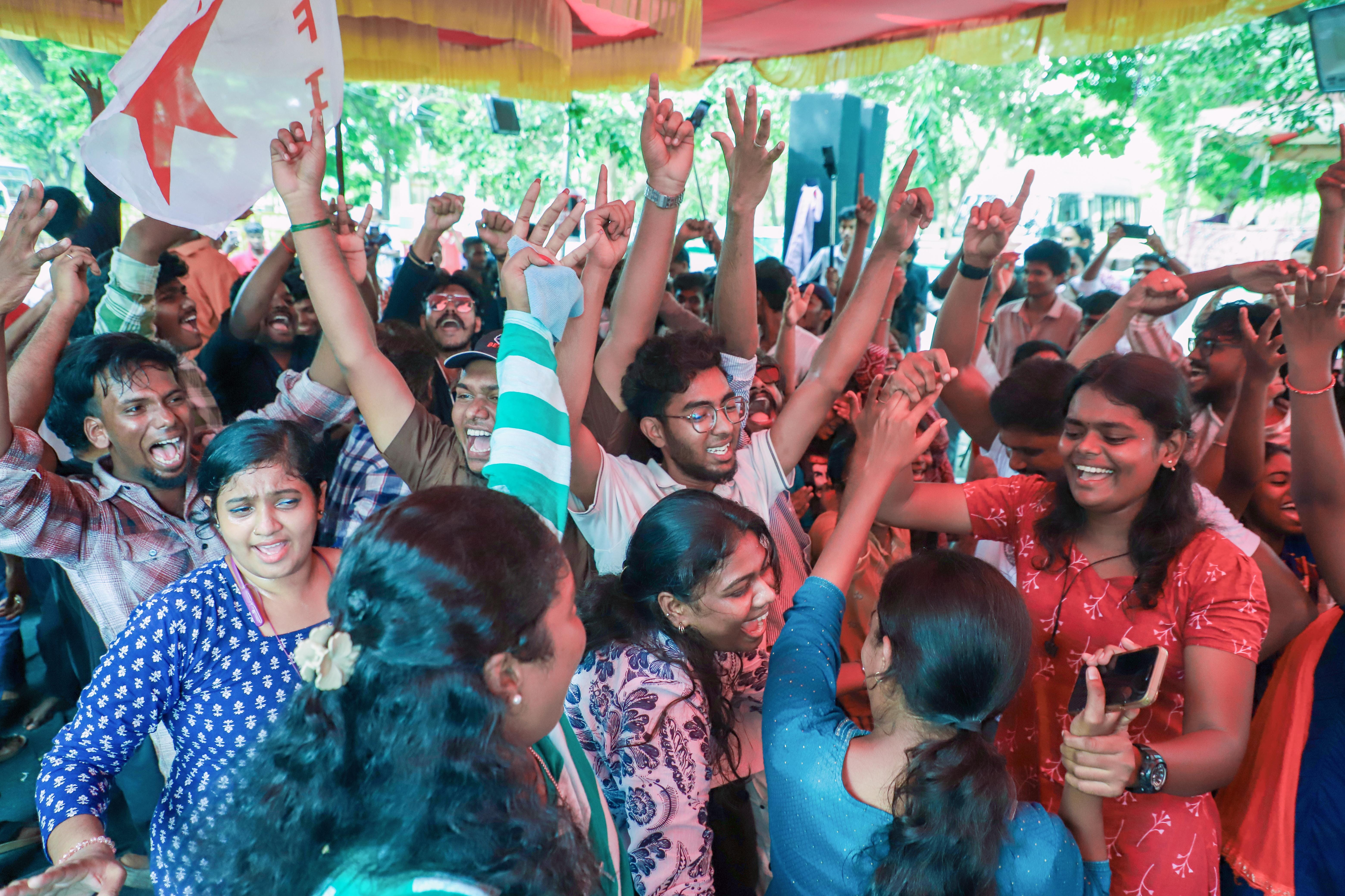 Chennai: CJP supporters celebrate Dharmendra Pradhan's resignation