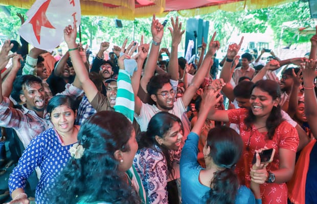 Chennai: CJP supporters celebrate Dharmendra Pradhan's resignation