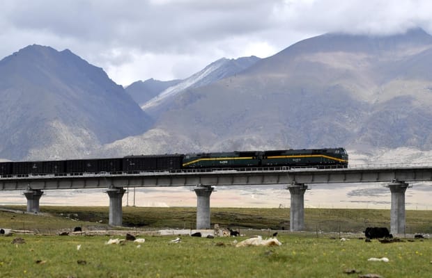 CHINA,QINGHAI,-TIBET, RAILWAY,cargo train,southwest China,Tibet Autonomous Region